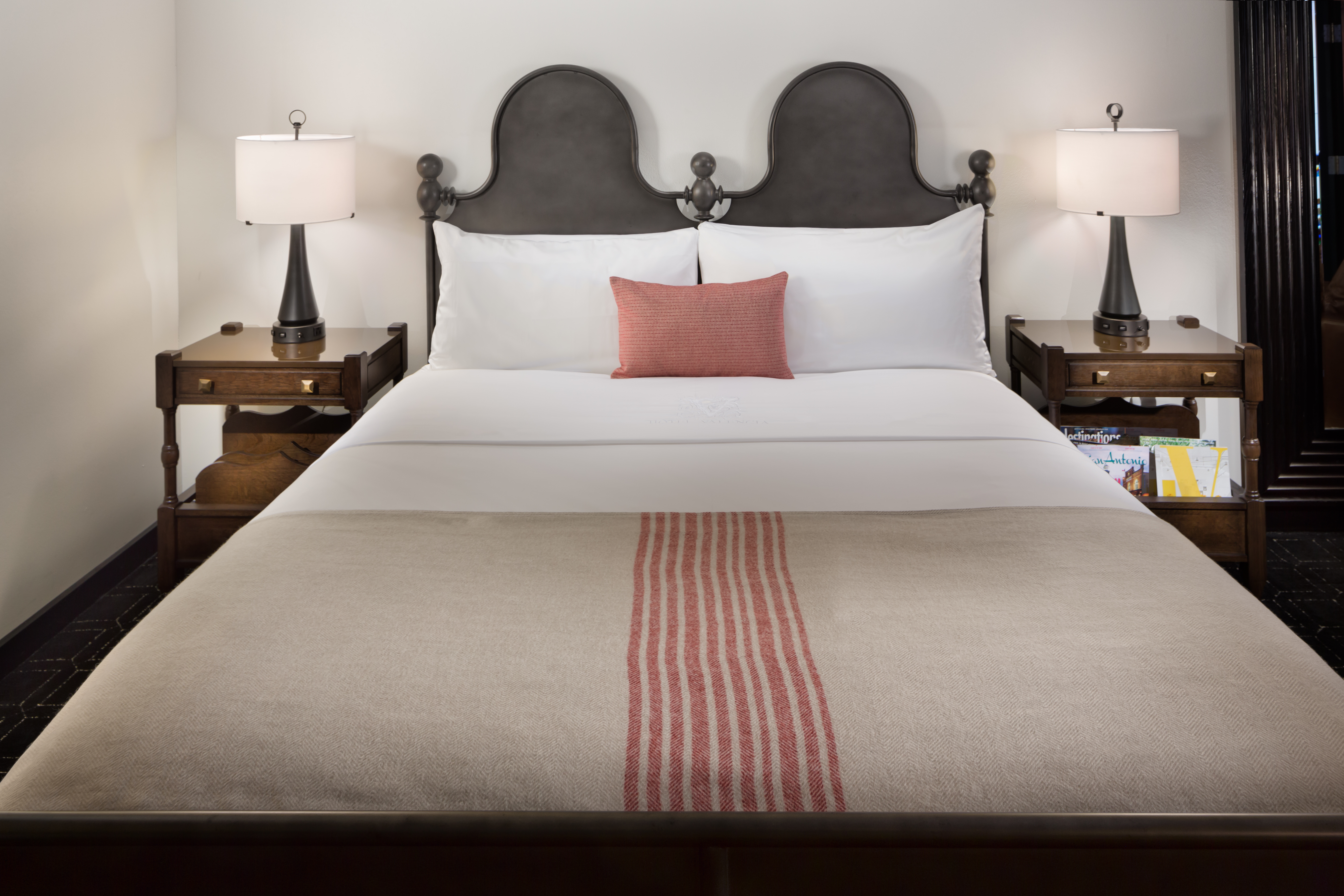 Hotel Valencia Riverwalk | San Antonio